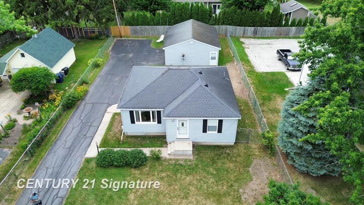 Property Photo: 335 N Third Street MI 48623