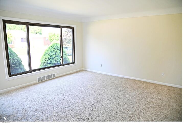 Property Photo:  20618 Sunnyside Street  MI 48080 