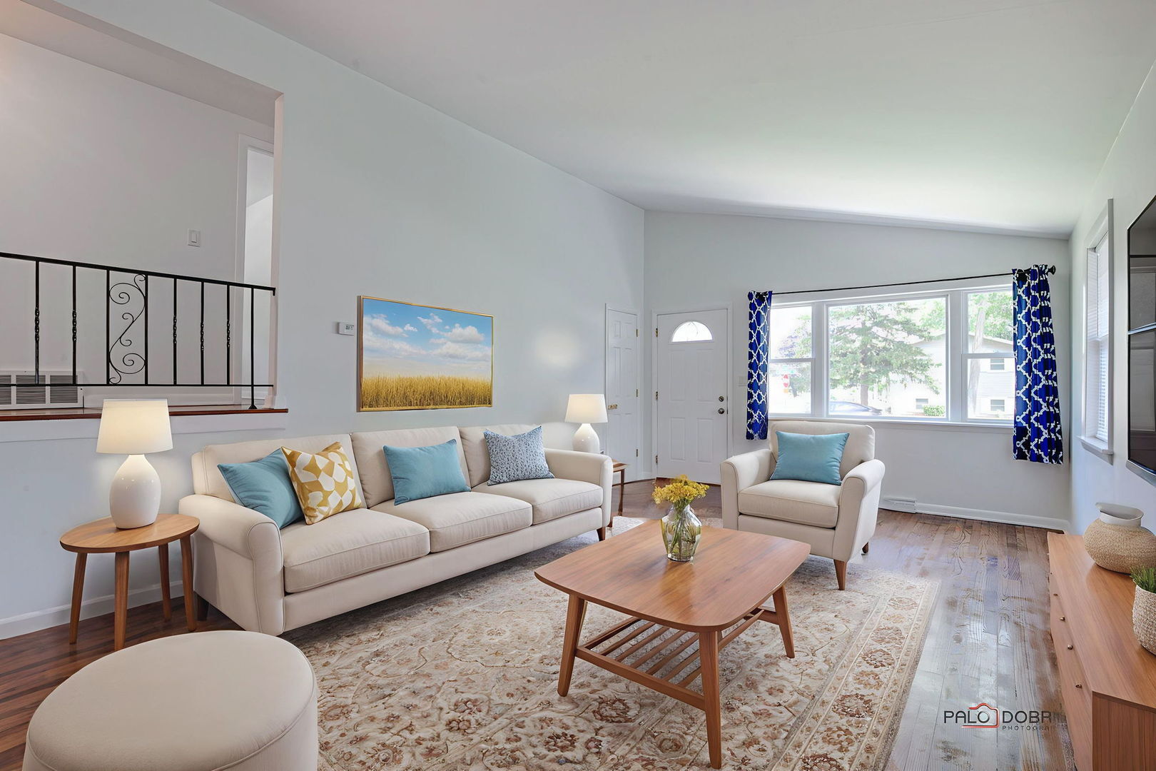 Property Photo: 70 N Ridgemoor Avenue IL 60060