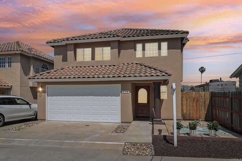 Property Photo:  575 Granite  CA 92021 