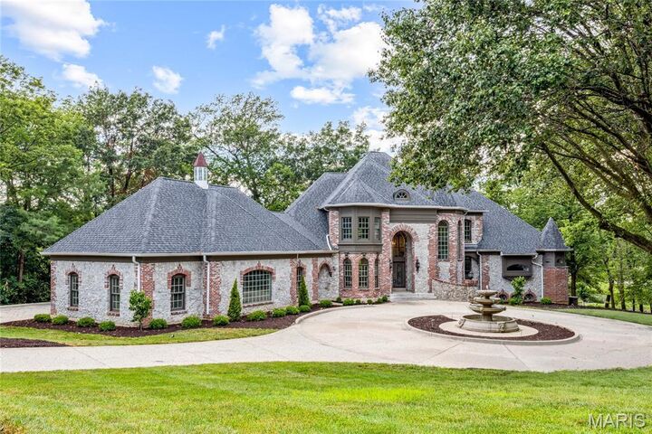 Property Photo:  497 Rosslare Drive  MO 63304 