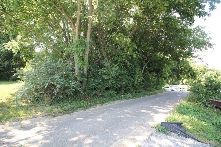 Property Photo:  0 9 Th  TN 37040 