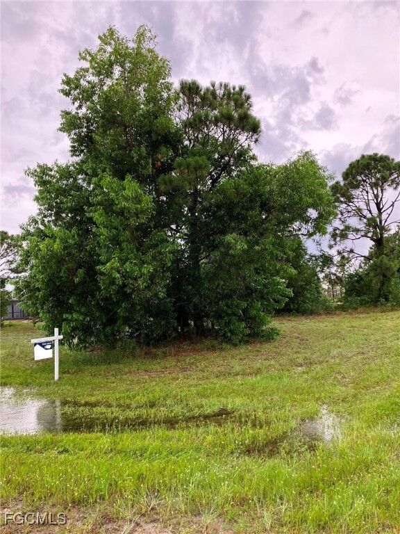Property Photo:  4744 NW 40th Avenue  FL 33993 