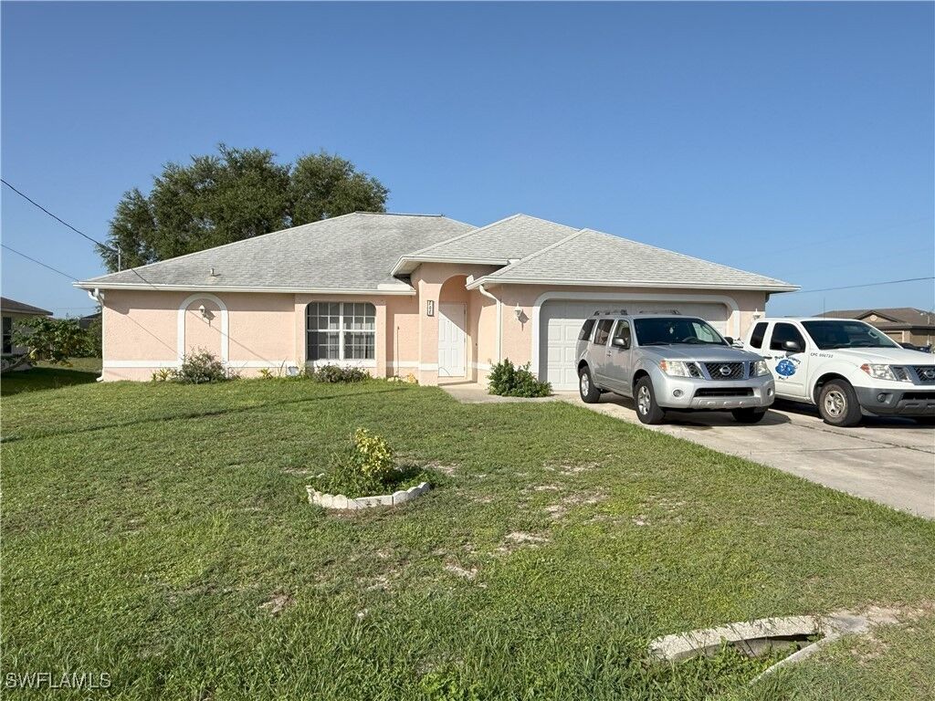 Property Photo: 808 Sea Urchin Circle FL 33913