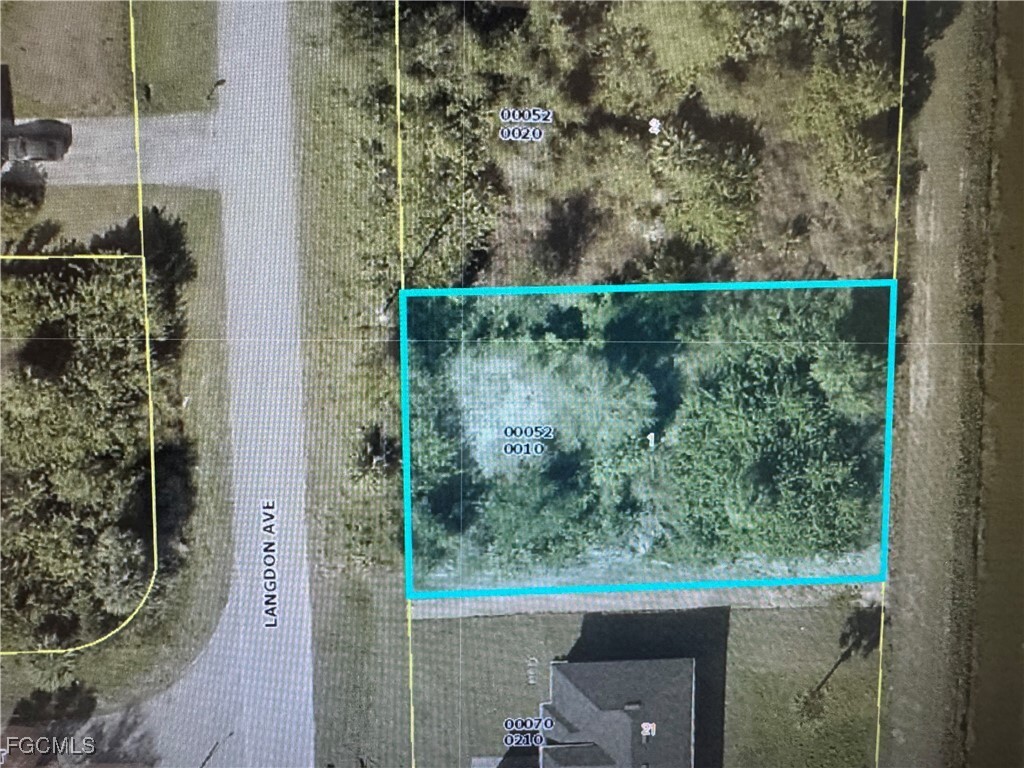 Property Photo: 6034 Langdon Avenue FL 33905