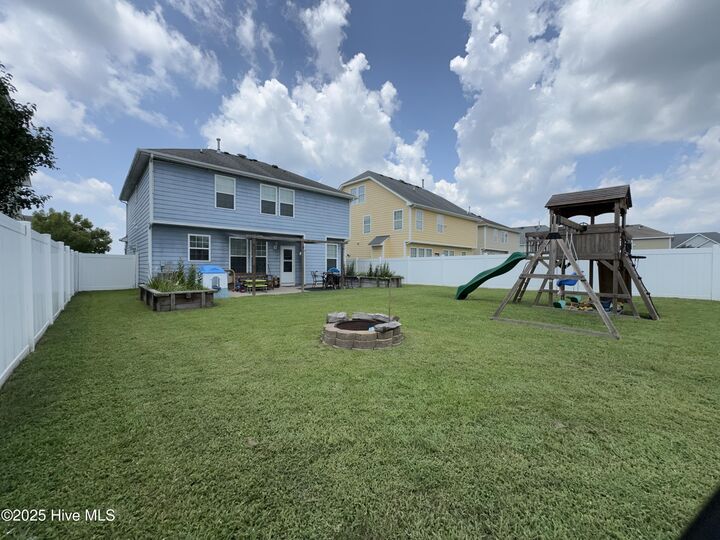 Property Photo:  1410 Charlotte Street  NC 27909 