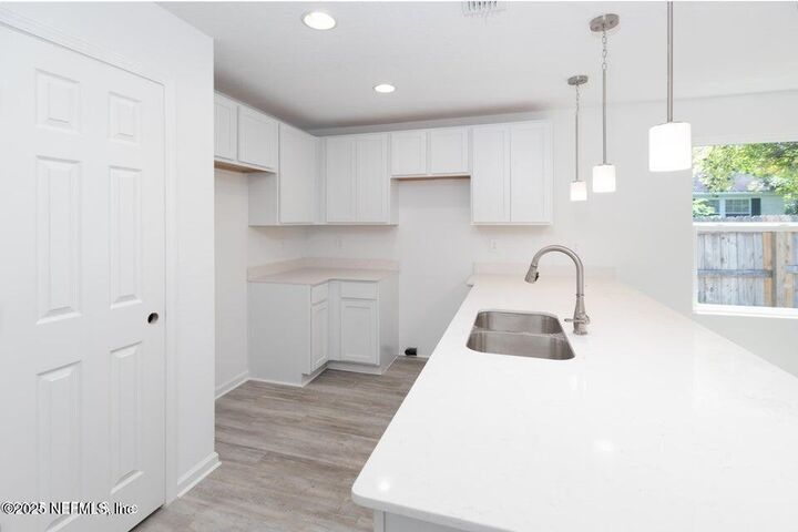Property Photo:  5124 Shenandoah Avenue  FL 32254 