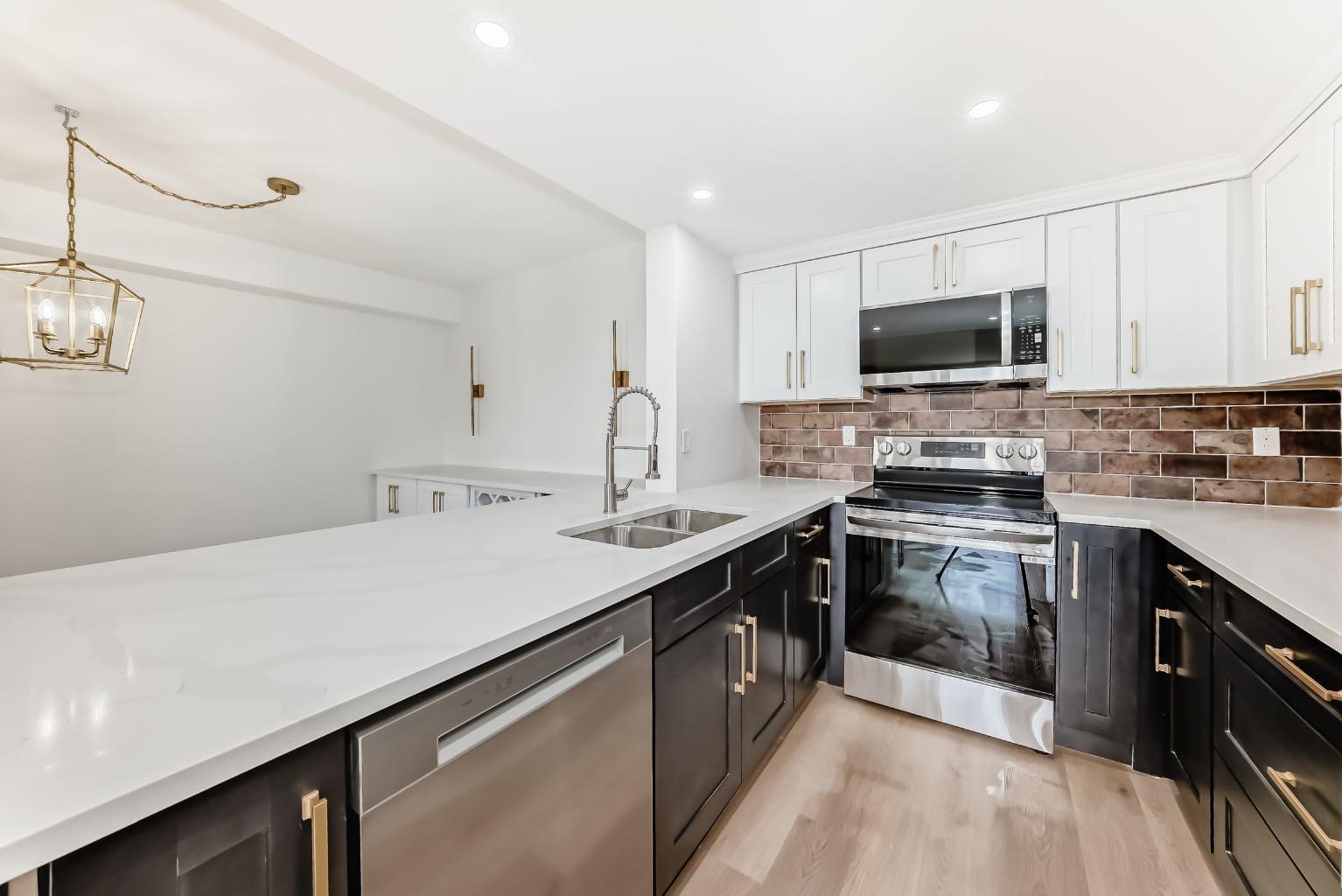 225 25 Avenue SW 606  Calgary AB T2S 2V2 photo