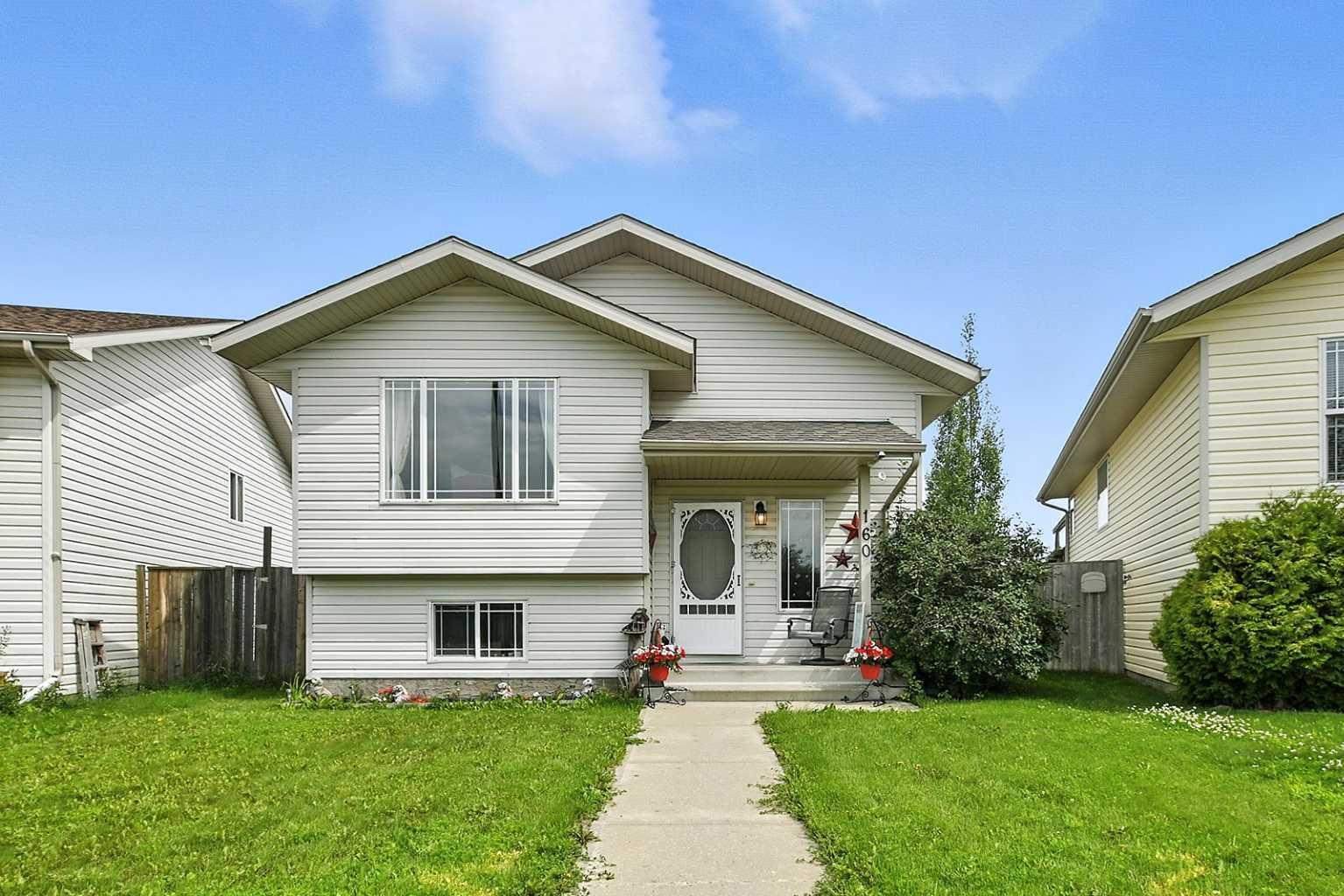 160 Deschner Close  Red Deer AB T4R 3C4 photo