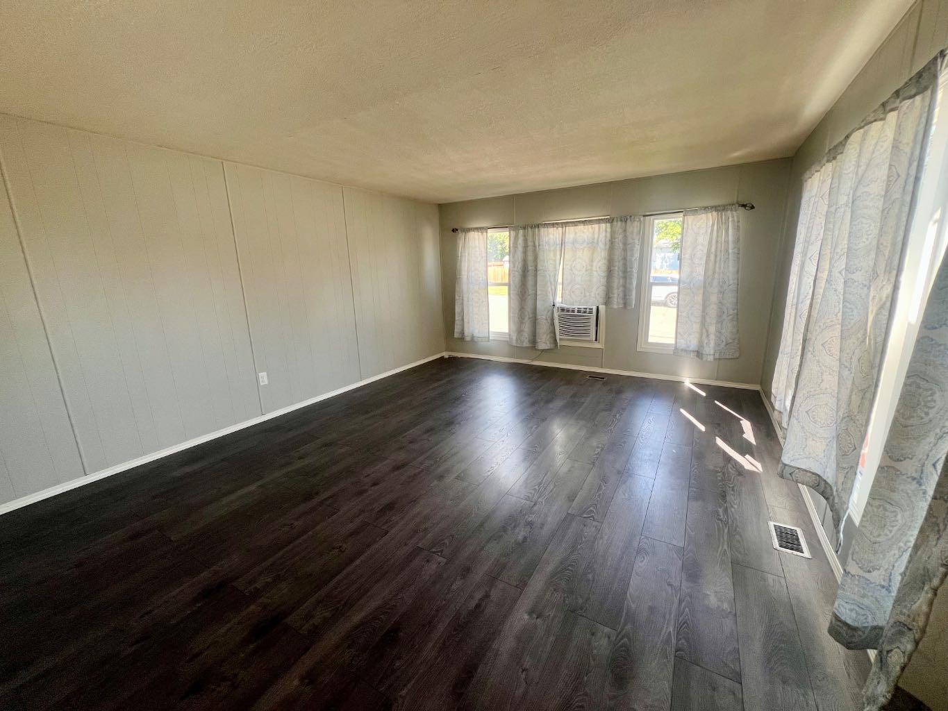 Property Photo:  6834 59 Avenue #826  AB T4P 1C9 