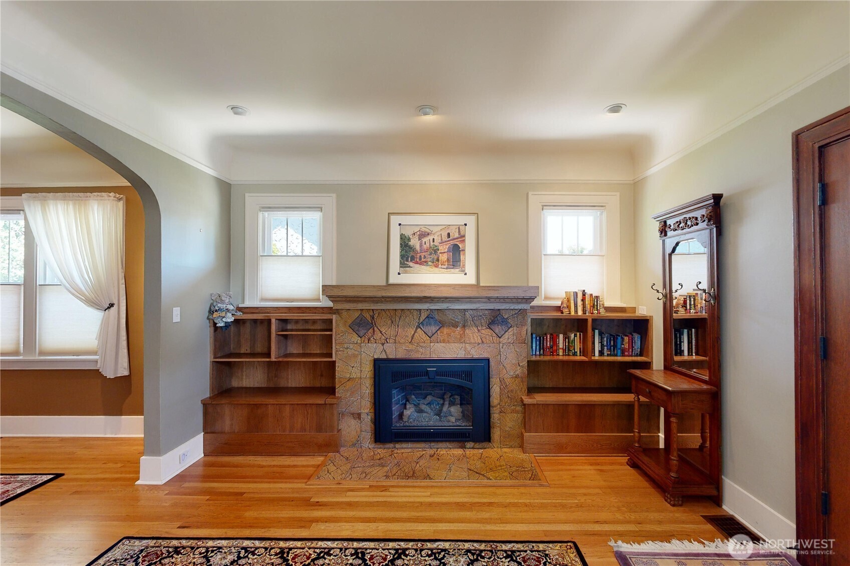 Property Photo:  627 E Alder Street  WA 99362 