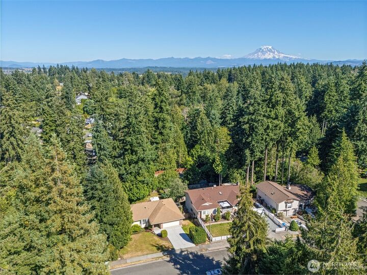 Property Photo:  3605  27th Street SE  WA 98374 