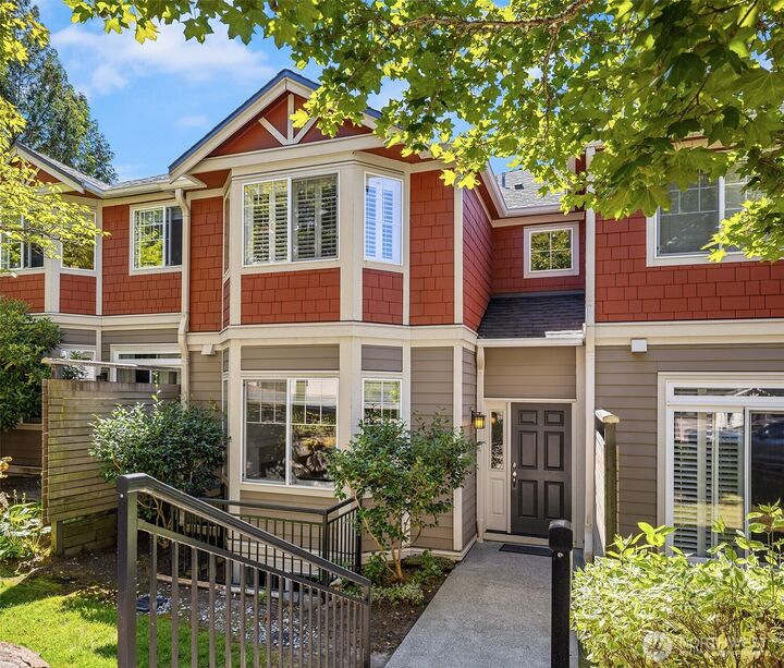2840  139th Avenue SE 16  Bellevue WA 98005 photo