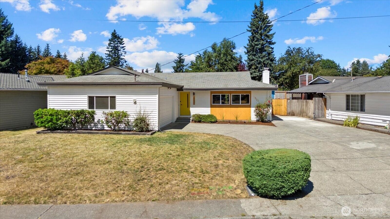 Property Photo: 16531 120th Avenue SE WA 98058