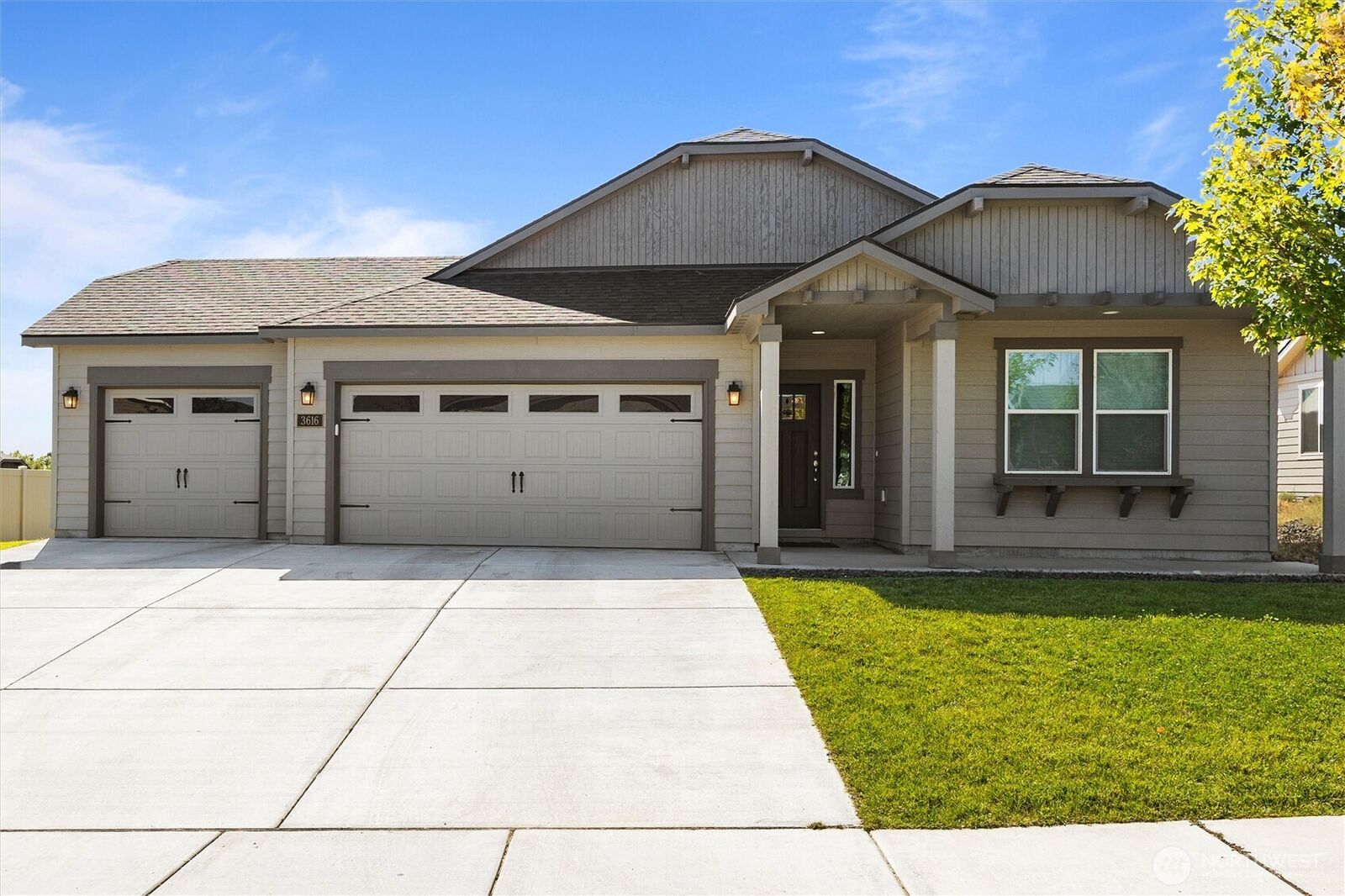 Property Photo: 3616 Pintail Lane WA 99301
