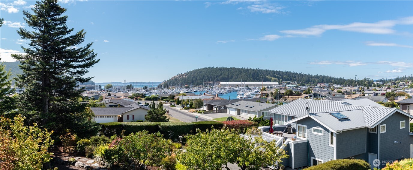 Property Photo: 5101 Kingsway WA 98221