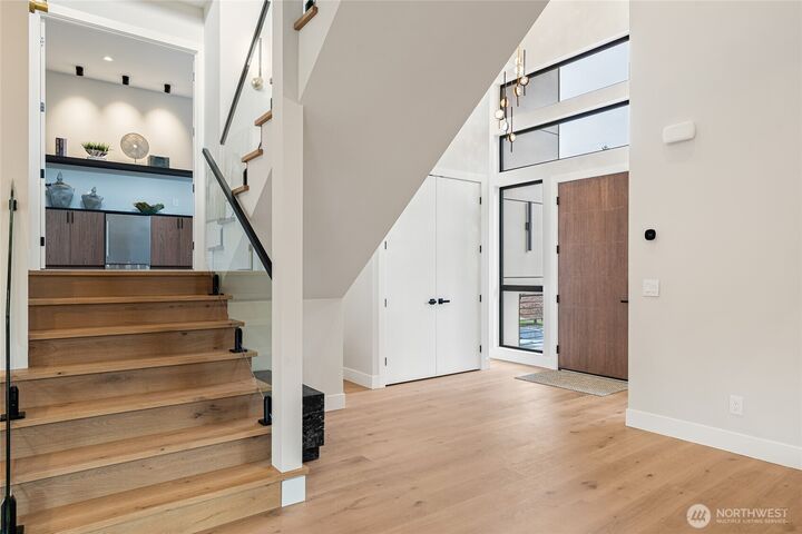 Property Photo: 2423 129th Avenue SE WA 98005