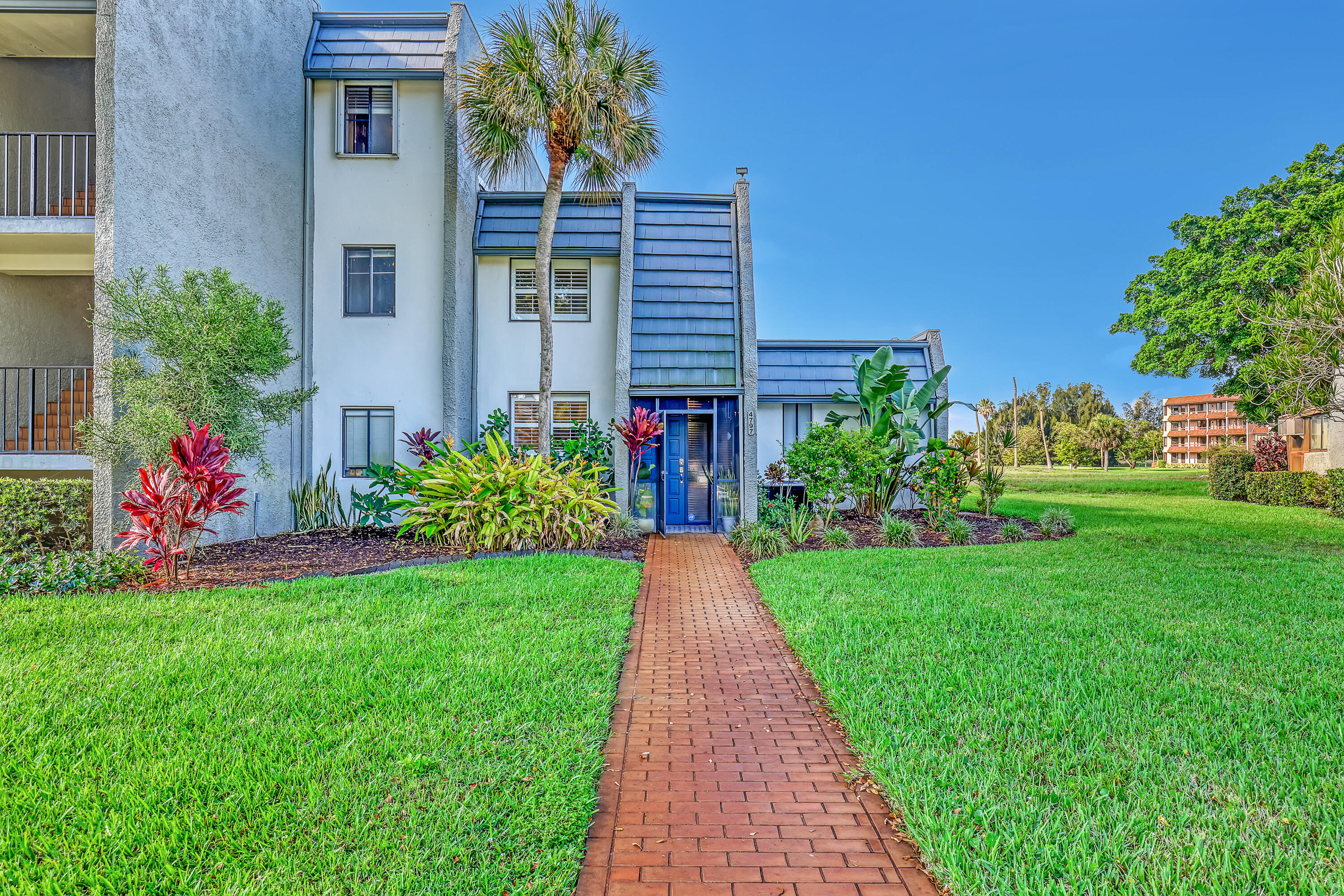 Property Photo: 4797 Esedra Court FL 33467