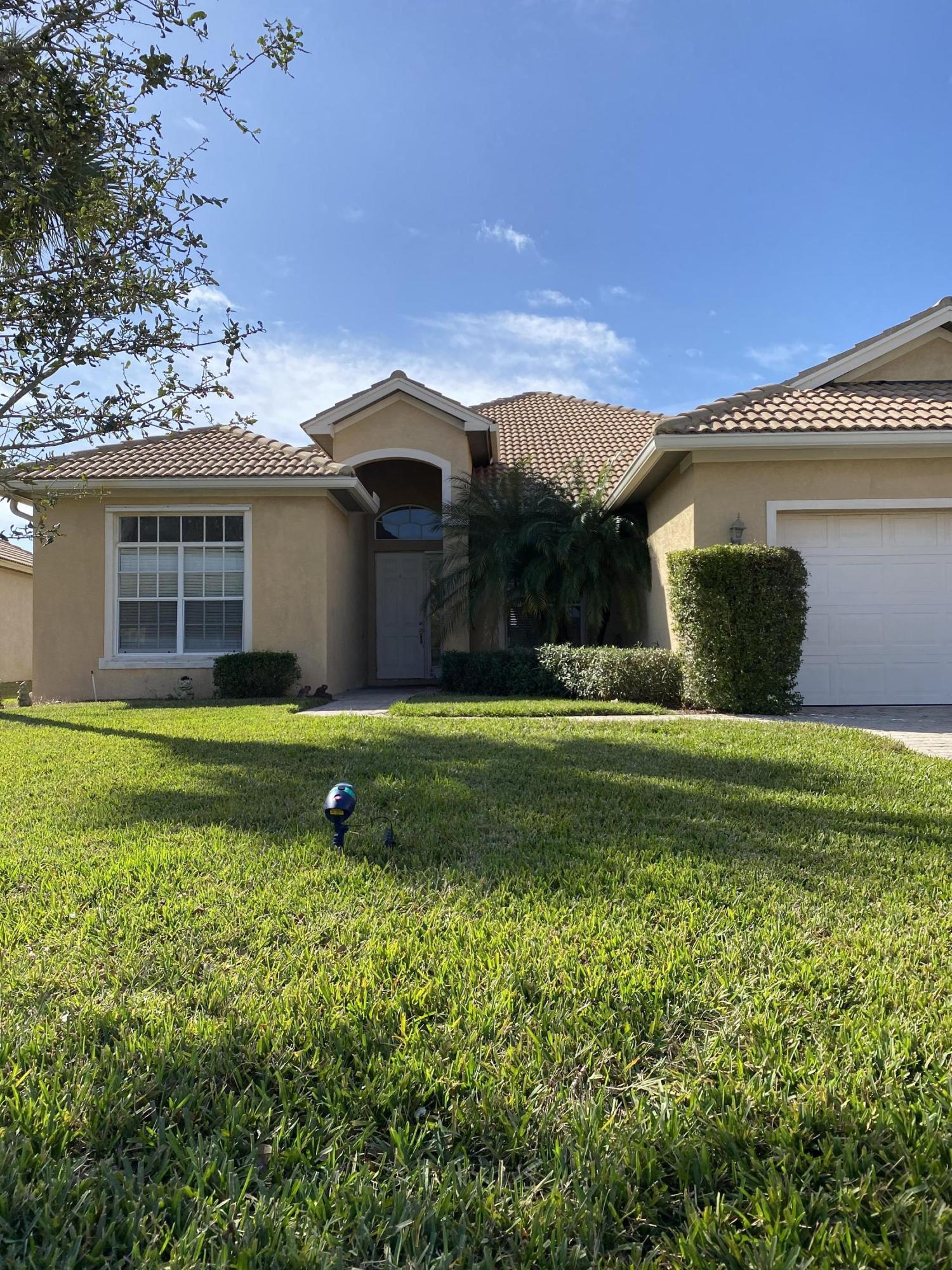 Property Photo:  434 NW Sheffield Circle  FL 34983 