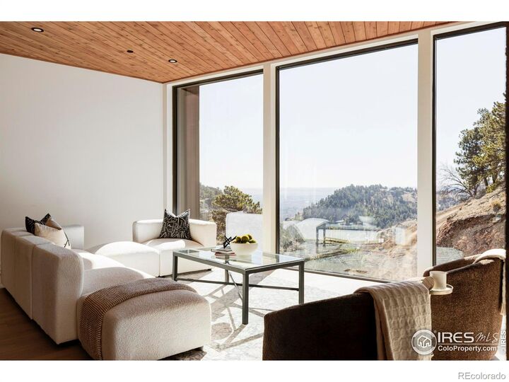 Property Photo:  1575 Linden Drive  CO 80304 