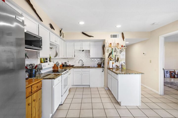 Property Photo:  62 Atlantic Oaks Cir A&Ampb  FL 32080