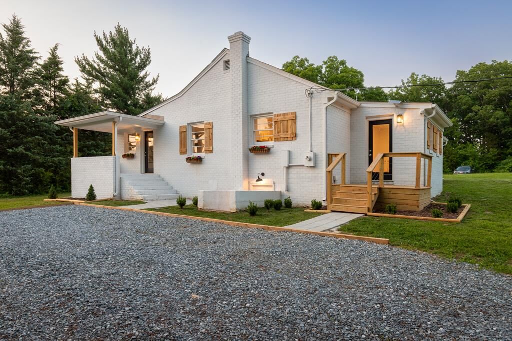 Property Photo:  3806 Richmond Hwy  VA 24593 