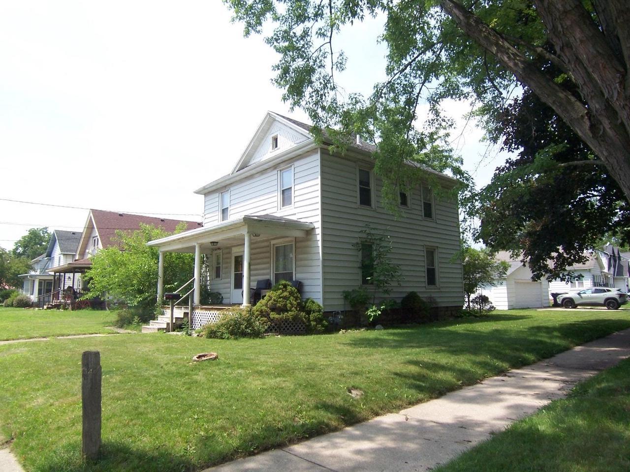 Property Photo: 873 East Memorial Drive WI 53545