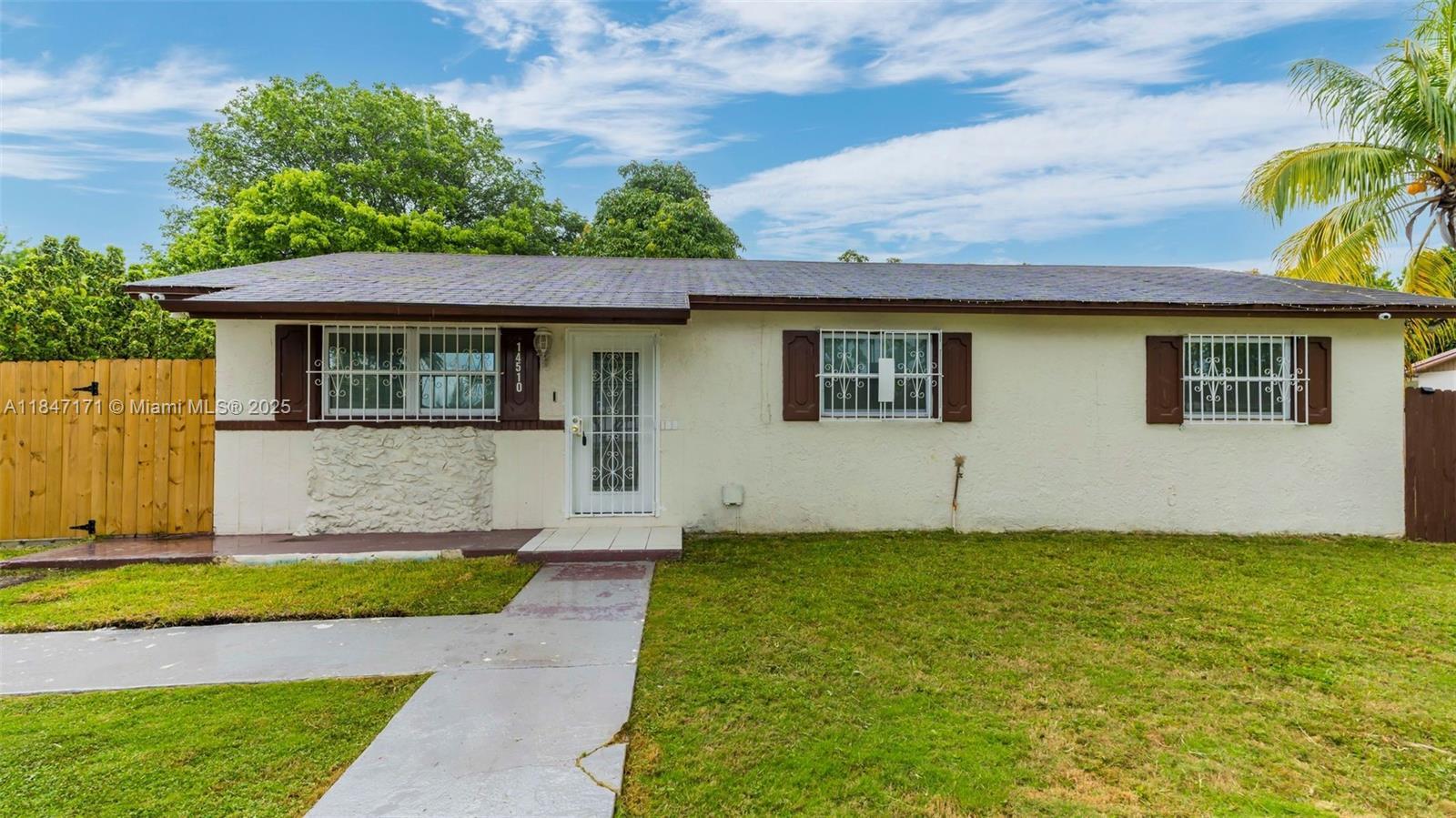 Property Photo:  14510 SW 296th St  FL 33033 