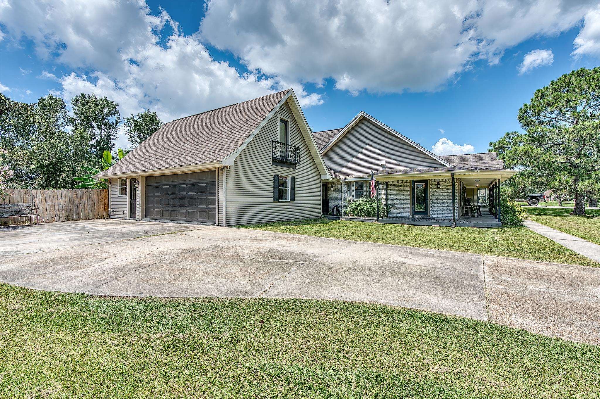 Property Photo:  201 Jennie Ln.  TX 77611 