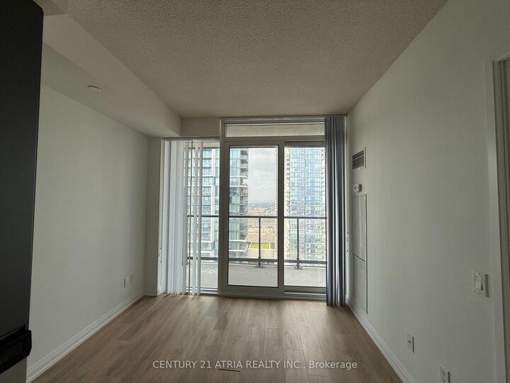 Property Photo: 7895 Jane Street Lph11 ON L4K 0K2
