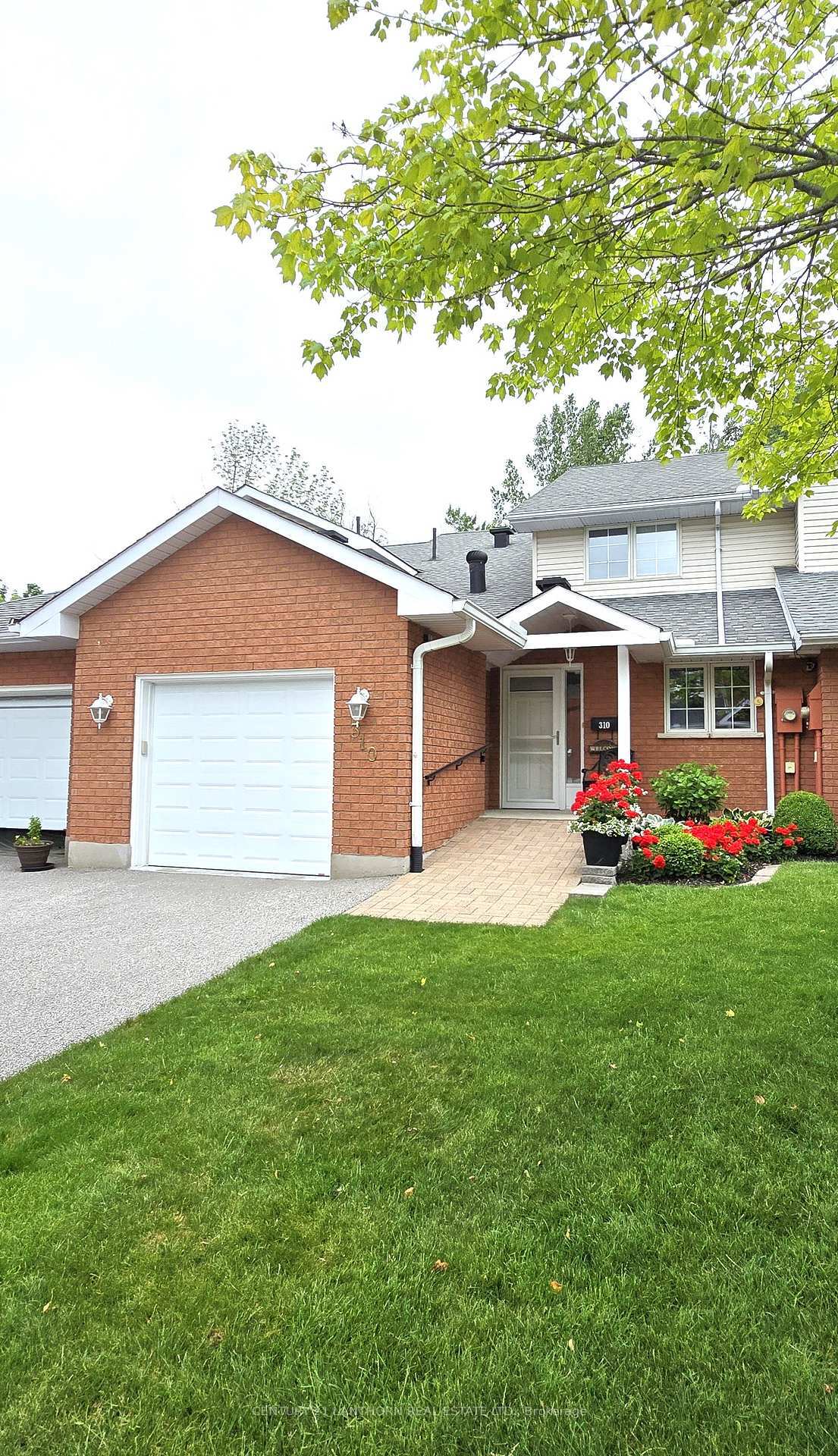 Photo de la propriété: 30 Museum Drive Unit #310 ON L3V 7T9