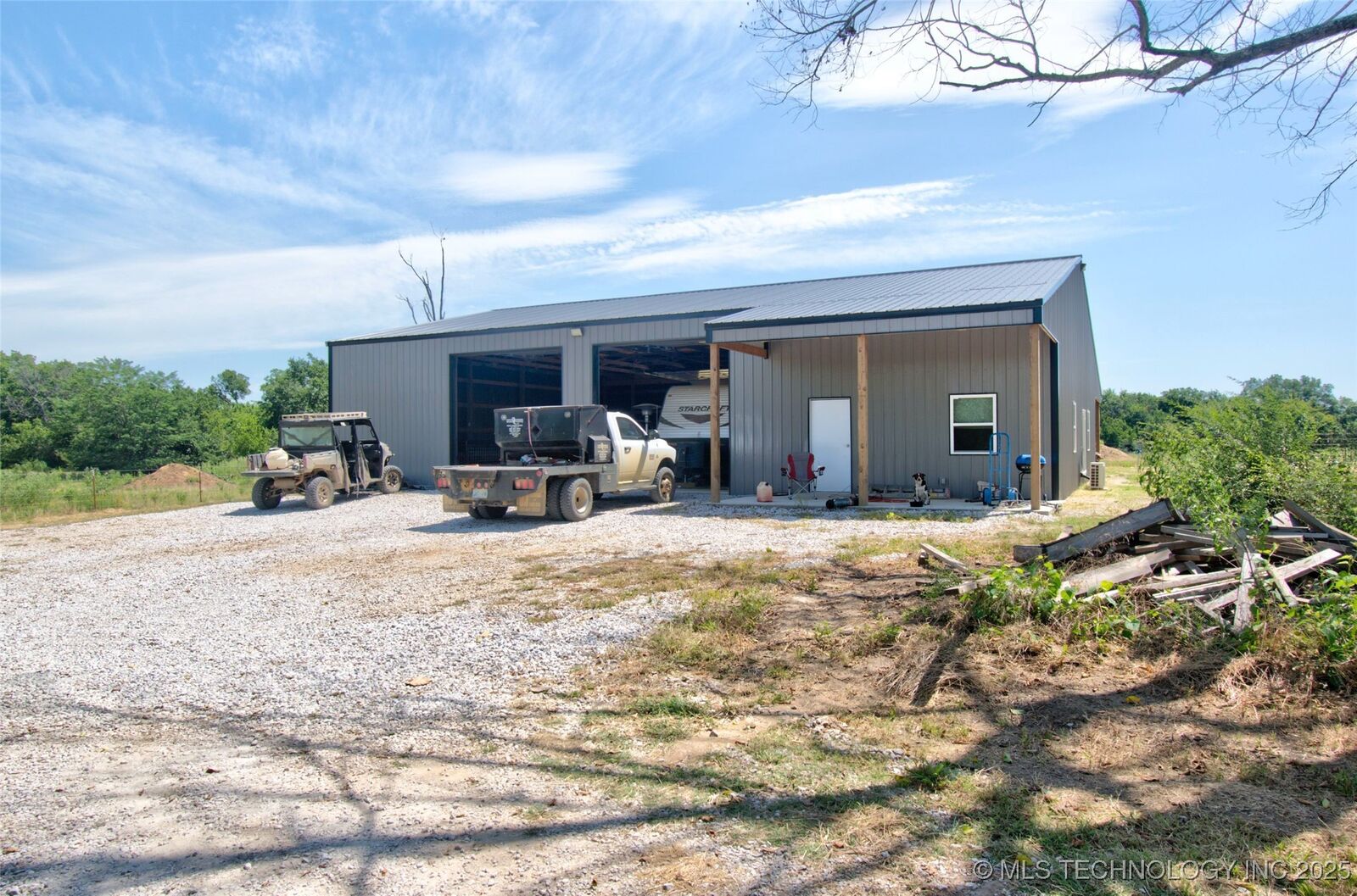 Property Photo: 419463 E 1110 Road OK 74426