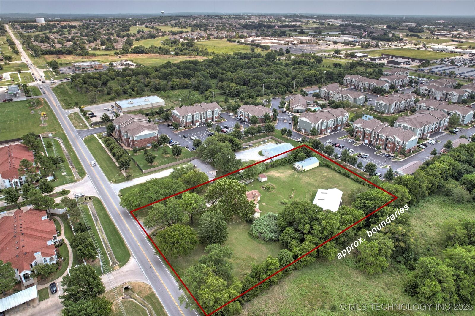 Property Photo:  2435 W Omaha Street  OK 74012 