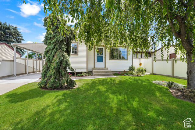 Property Photo: 3149 W Havea Cir UT 84129