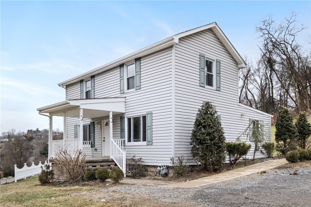 Property Photo:  1028 Moon Run Rd  PA 15136 