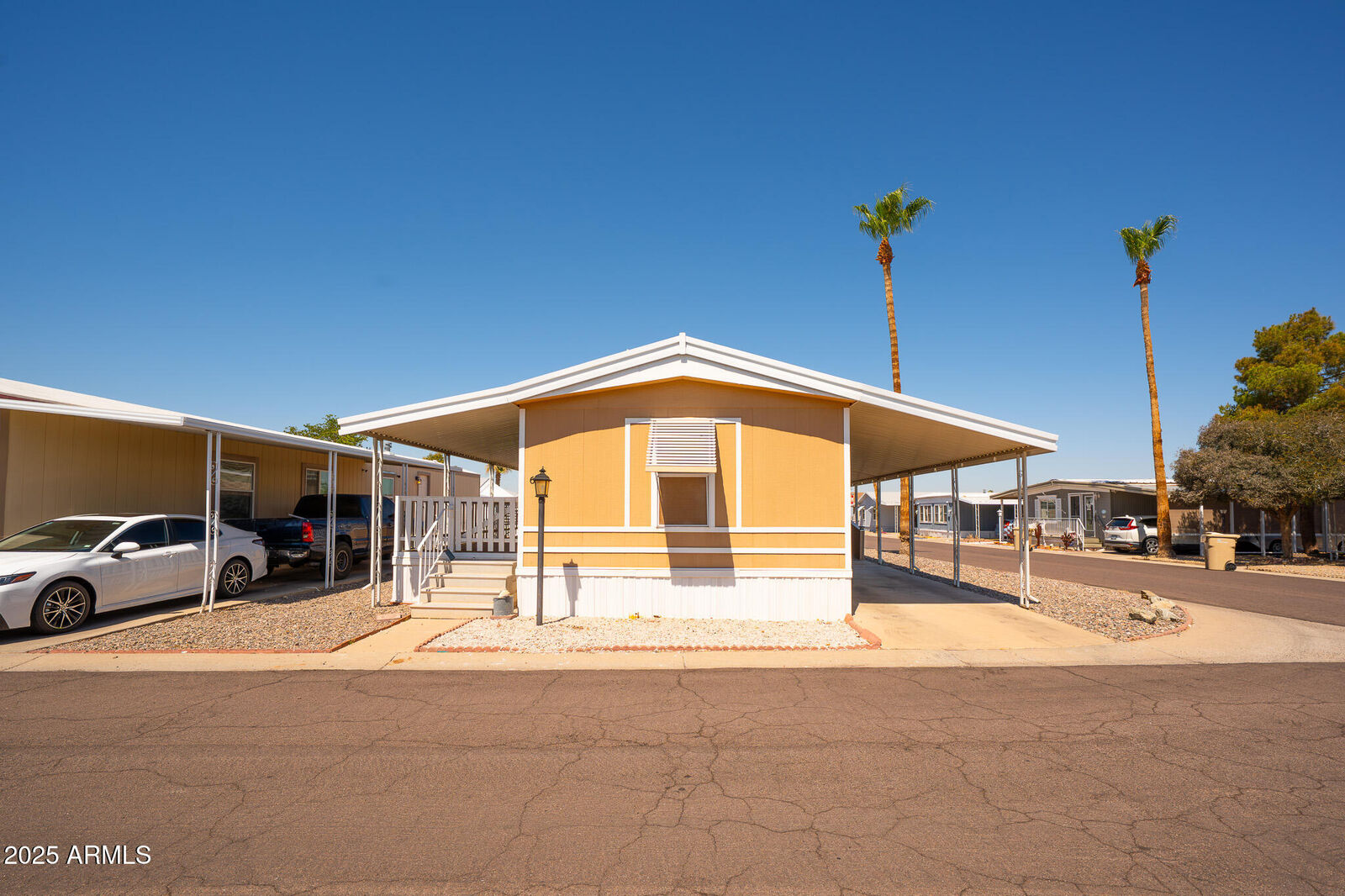 Property Photo: 10955 N 79th Avenue 60 AZ 85345