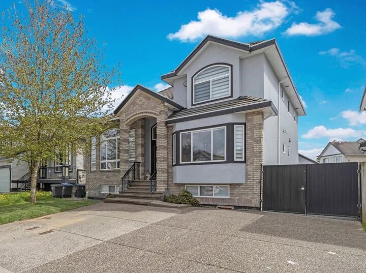 Property Photo:  12672 67A Avenue  BC V3W 1G3 