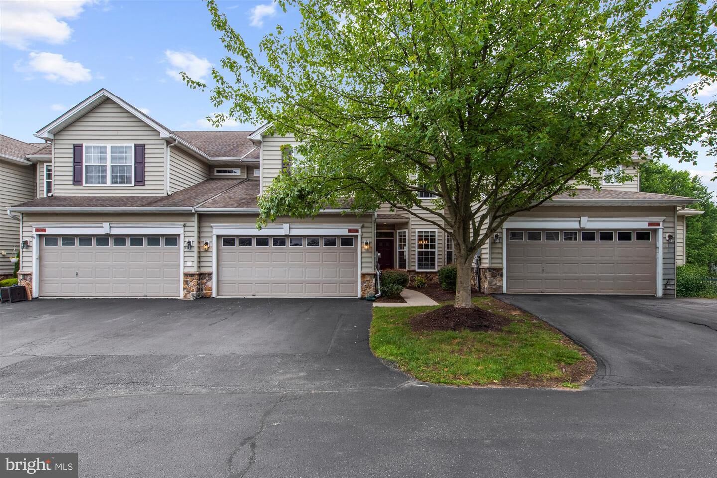 Property Photo:  1514 Lexington Way  PA 19543 