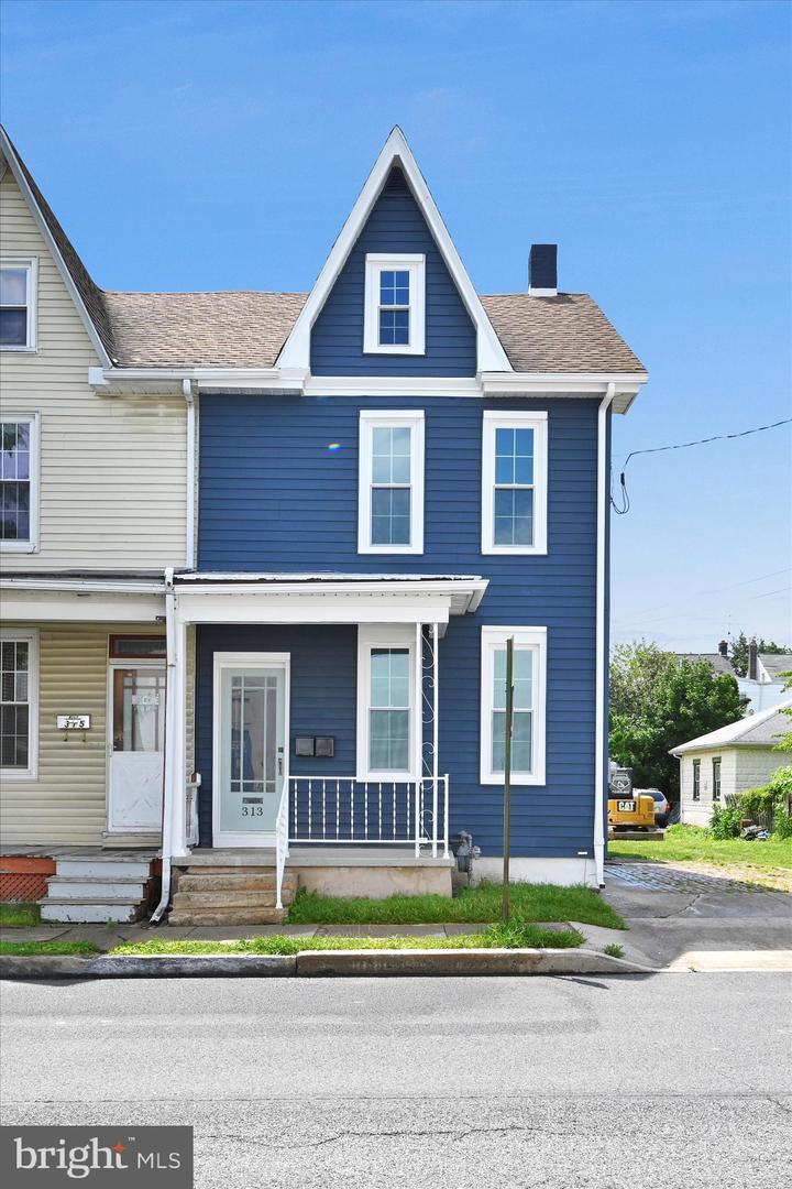 Property Photo: 313 S 1st Street PA 17042