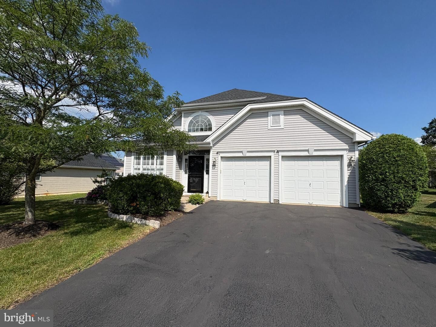 Property Photo: 4 Arbor Court NJ 08505