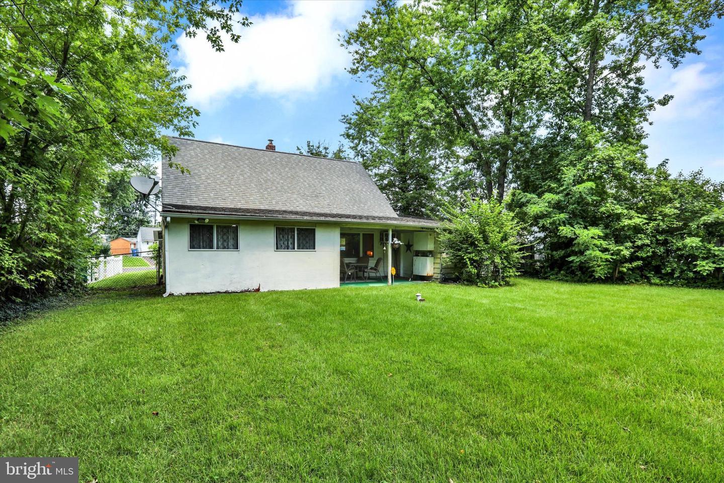 Property Photo: 3 Indian Creek Way PA 19057