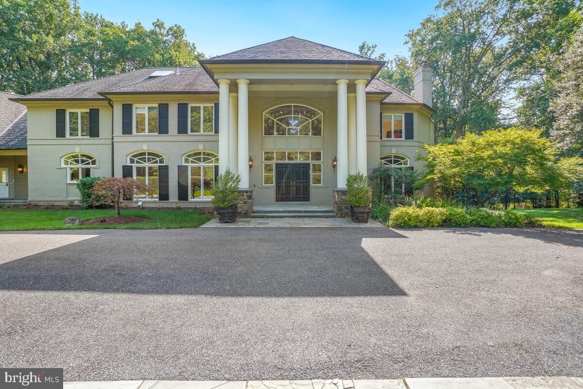 Property Photo: 10823 Lockland Road MD 20854