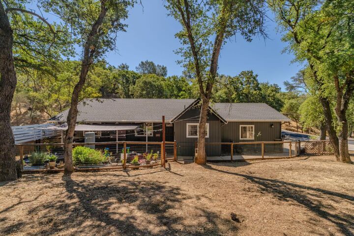 Property Photo:  6955 Garner Place  CA 95252 