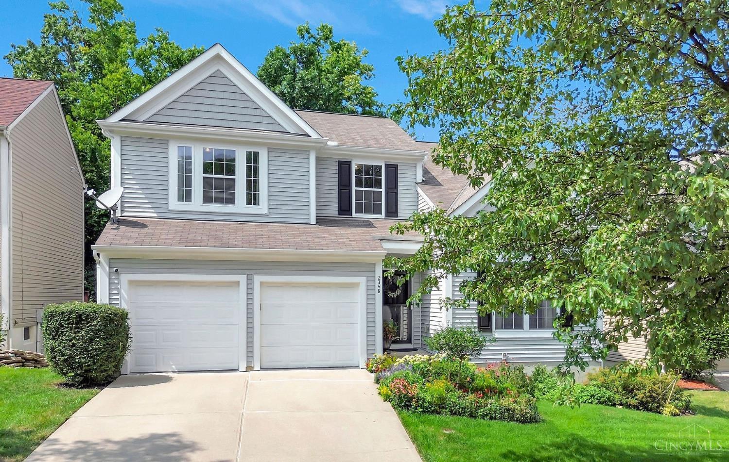 Property Photo: 2348 Oaktree Place OH 45238