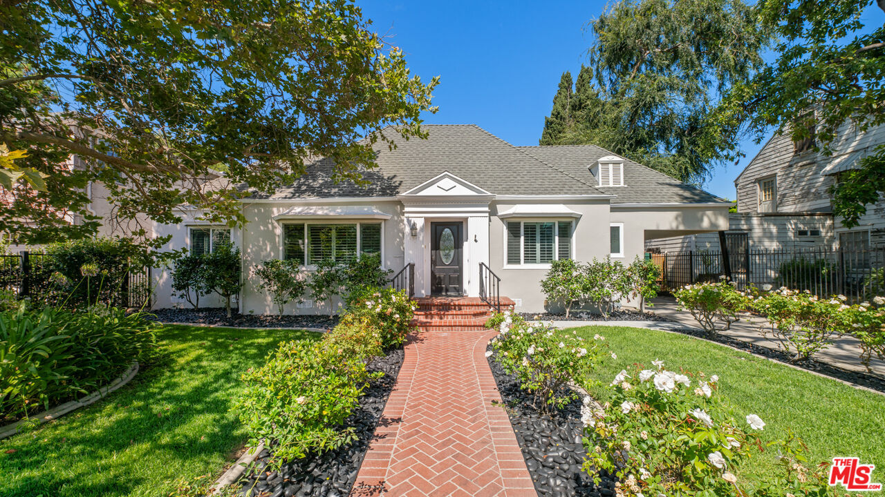 Property Photo:  4547 Ledge Ave  CA 91602 