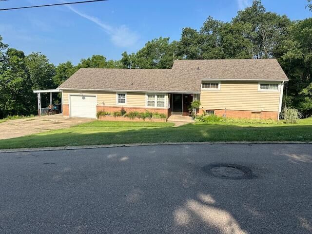 Property Photo:  737 Glenwood Drive  OH 43138 