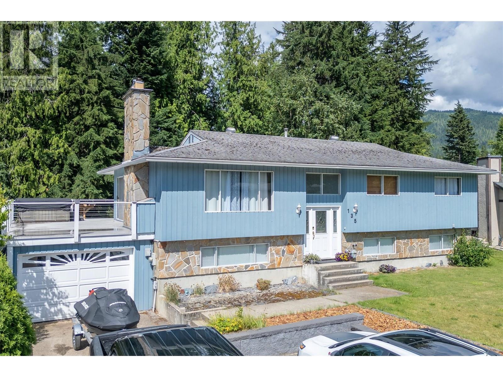 Property Photo: 135 Colbeck Road BC V0E 2S0