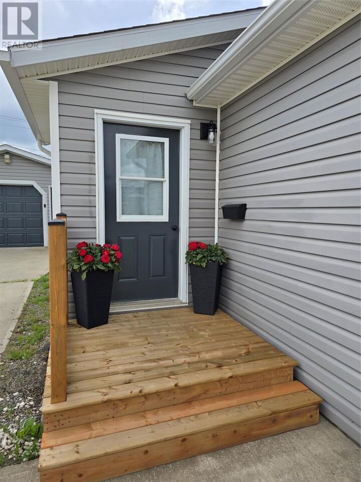 Property Photo: 4024 Bartlett Drive NL A2V 2P7