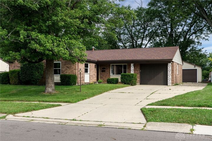 6567 Millhoff Drive  Dayton OH 45424 photo