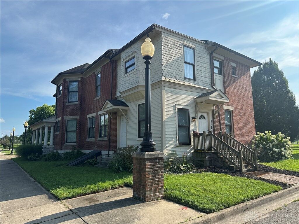 Property Photo:  802 Anderson Goodrich Court  OH 45402 